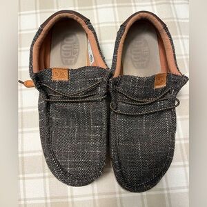 Hey Dude Men's Textured Black and Brown Loafers